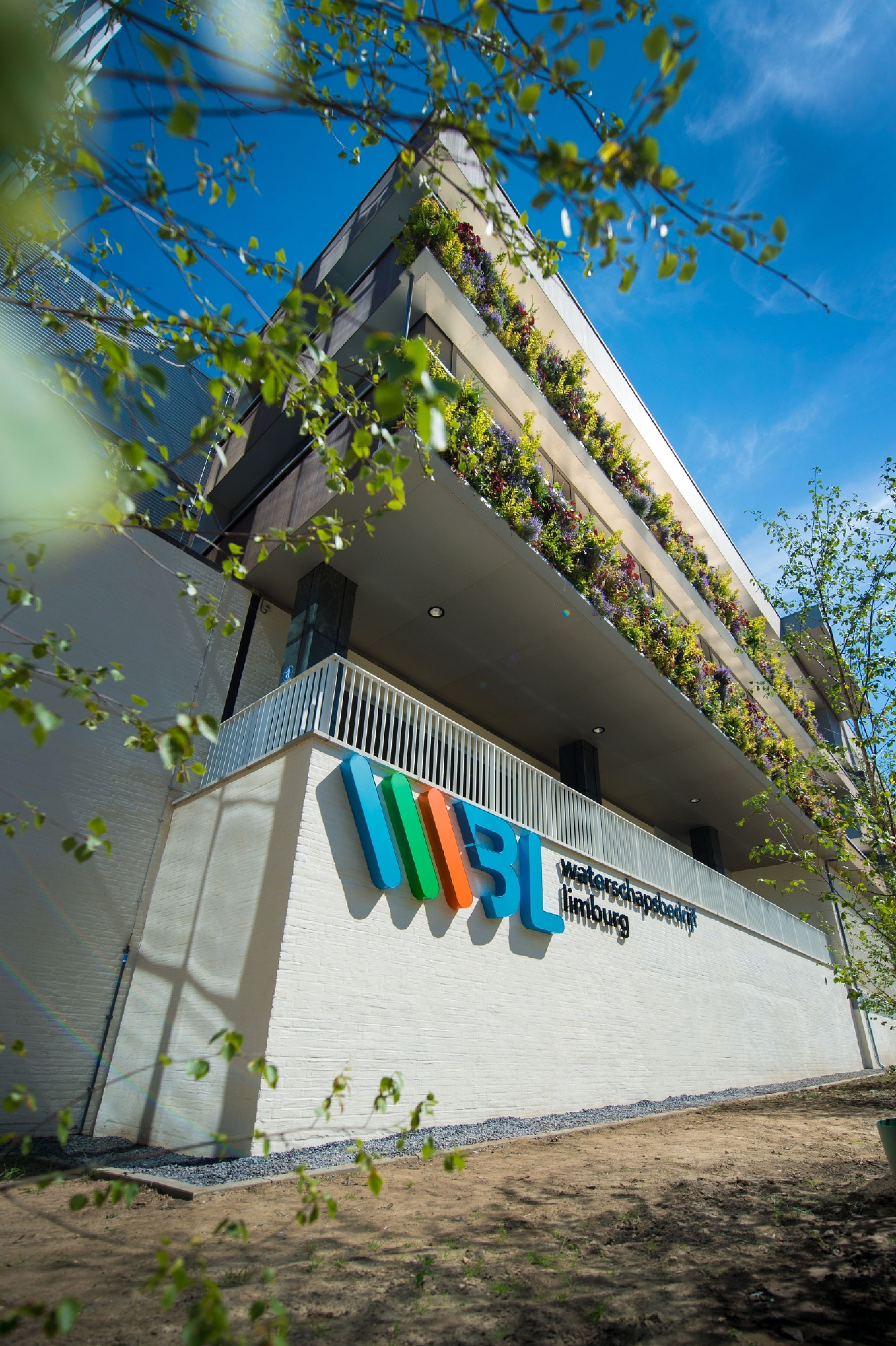 MVB20210602 052 MVB20210602 052